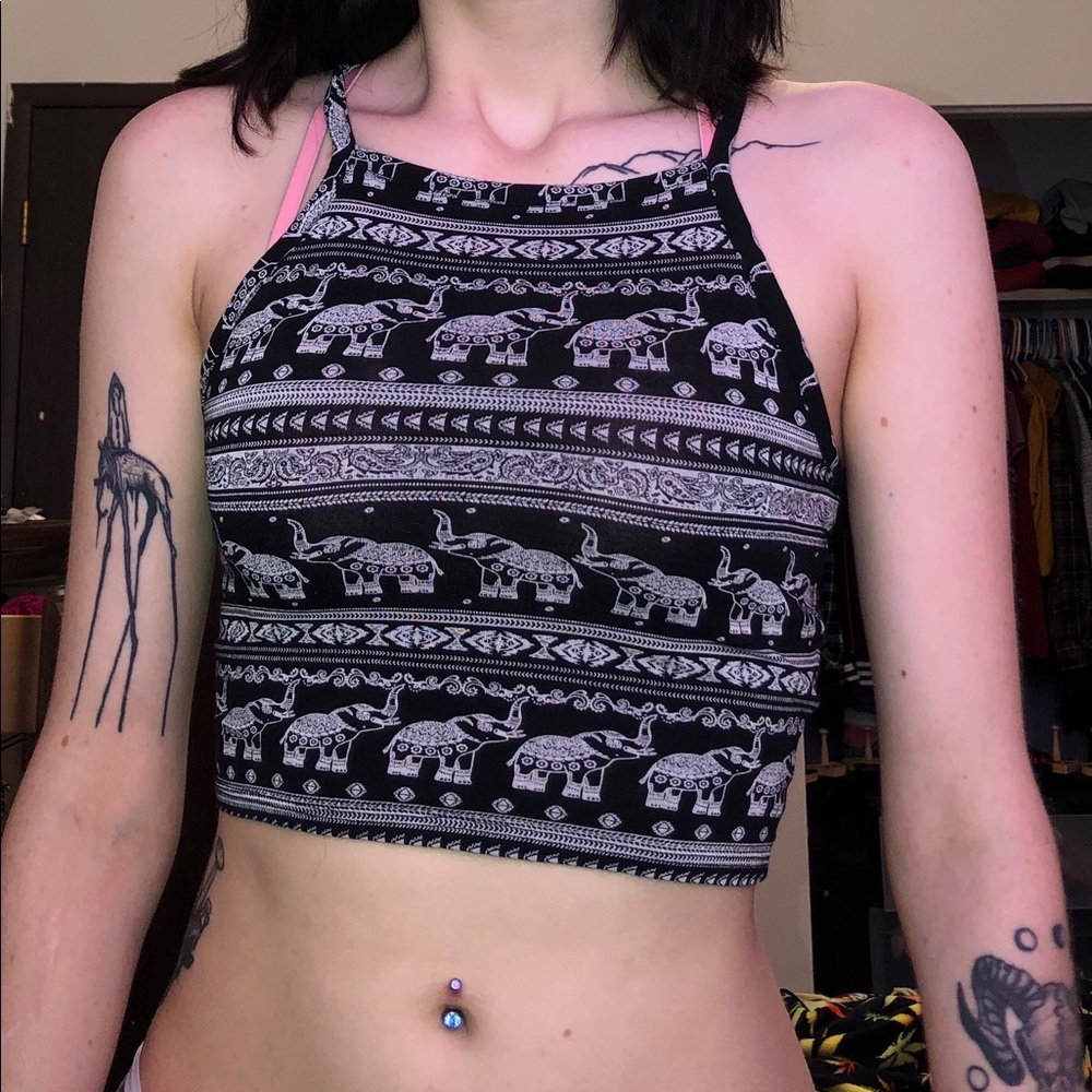 Crop top